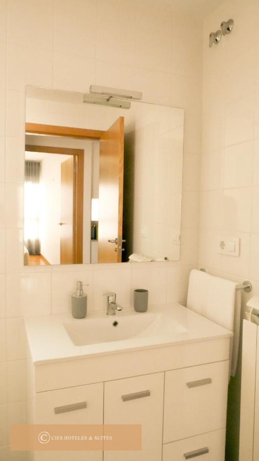 Cíes Suites García Barbón 73 - Flats with Hotel Services Vigo Exterior foto