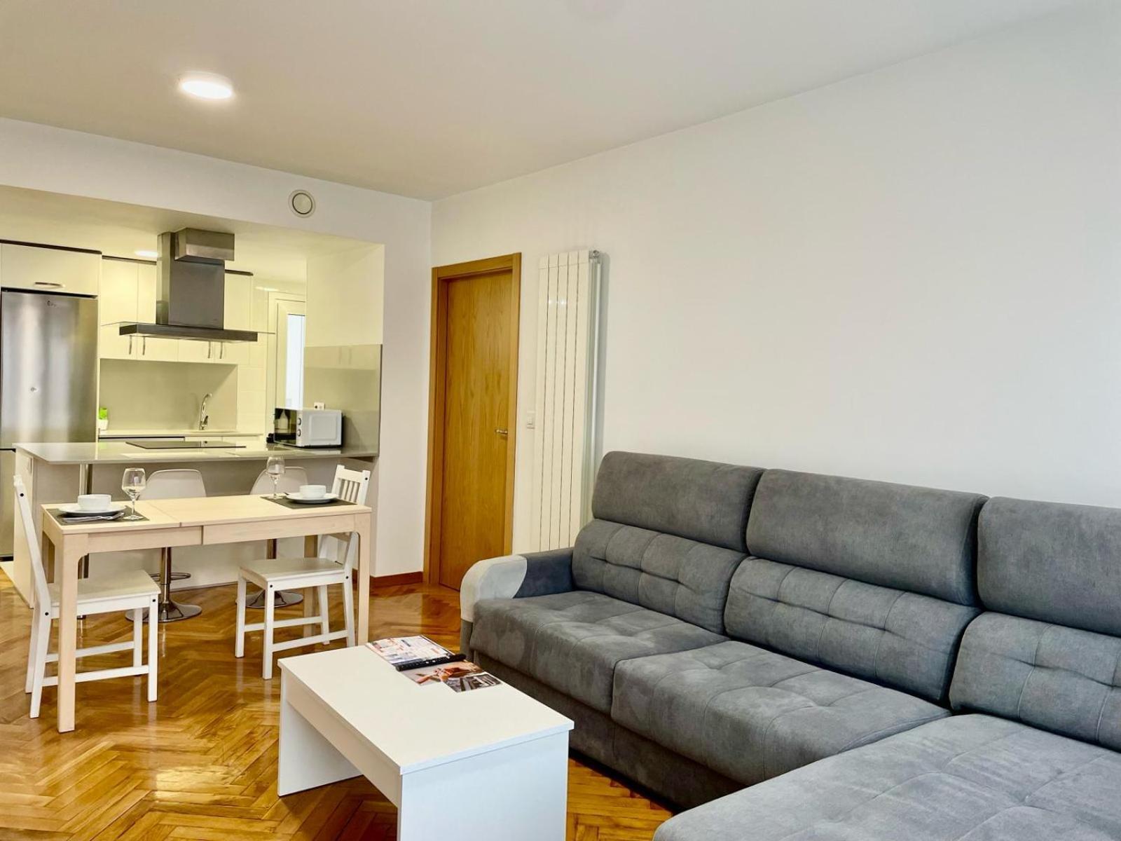 Cíes Suites García Barbón 73 - Flats with Hotel Services Vigo Exterior foto